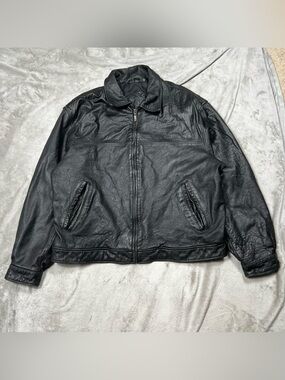 Vintage Roundtree and Yorke Leather Jacket Mens XL Black Lambskin Full Zip